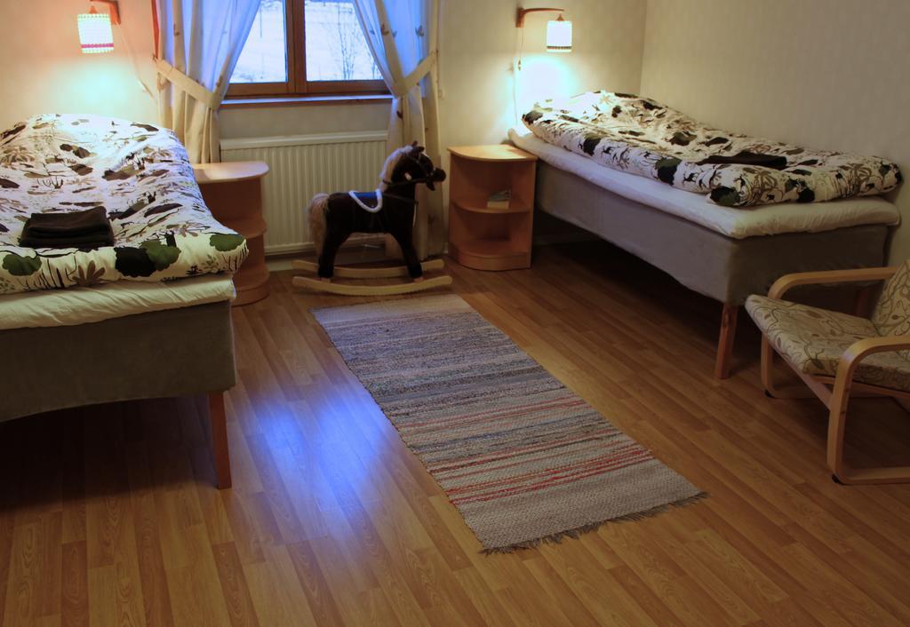 Mellangarden Hostel Vasterbykil Szoba fotó